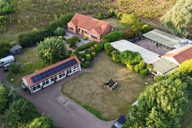 4 bed property, in Harworth Road, £700,000