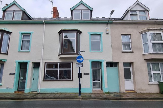 6 bed property, in Cambrian Street, £285,000