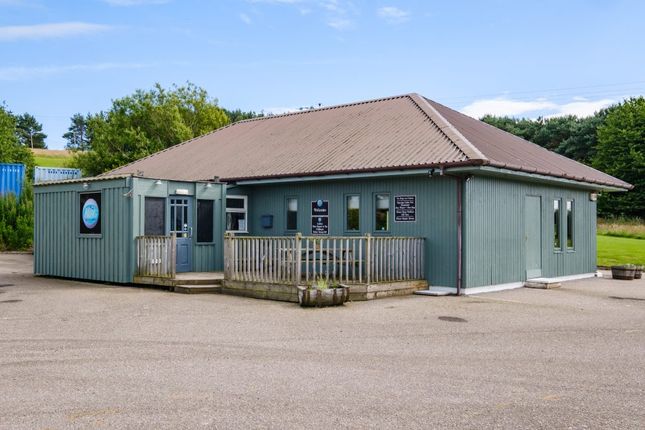 3 bed property, in The Clubhouse, £205,000