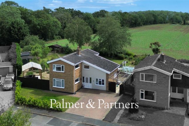3 bed property, in Manor Gardens, £535,000
