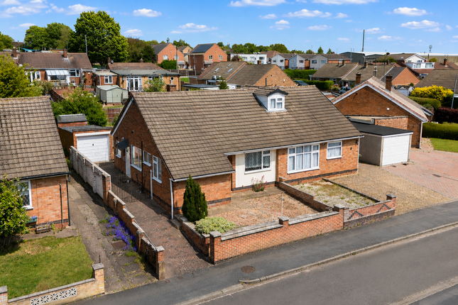 2 bed property, in Dovedale Road, £240,000