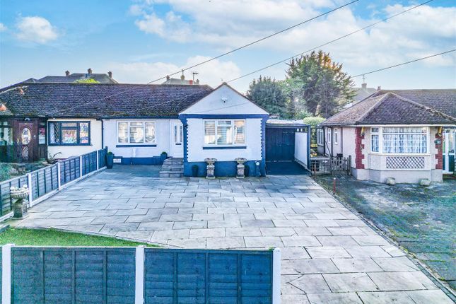 2 bed property, in Eastwood Old Road, £425,000