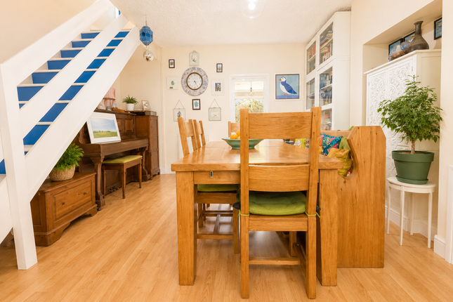 3 bed property, in Soundwell Road, £335,000