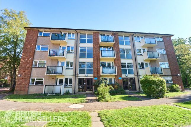 1 bed property, in Hawksmoor, £230,000