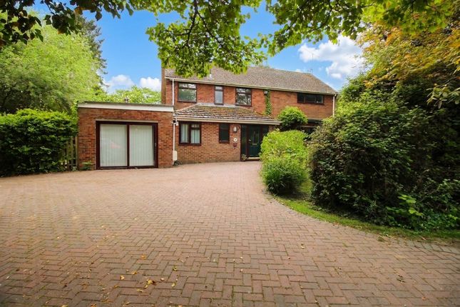 4 bed property, in Canterbury Road, £795,000
