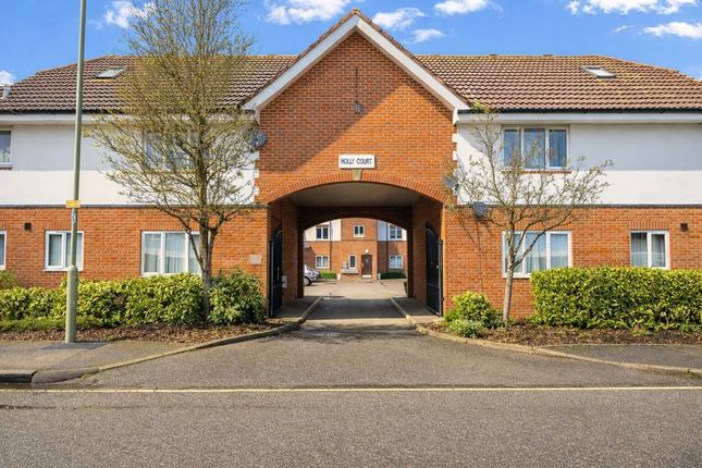 1 bed property, in Sandy Lane, £210,000