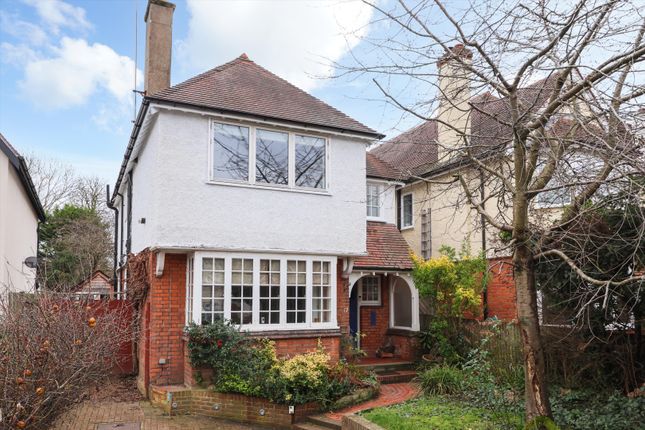 4 bed property, in Portsmouth Road, £1,350,000