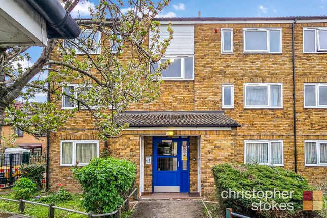 1 bed property, in Johnby Close, £190,000