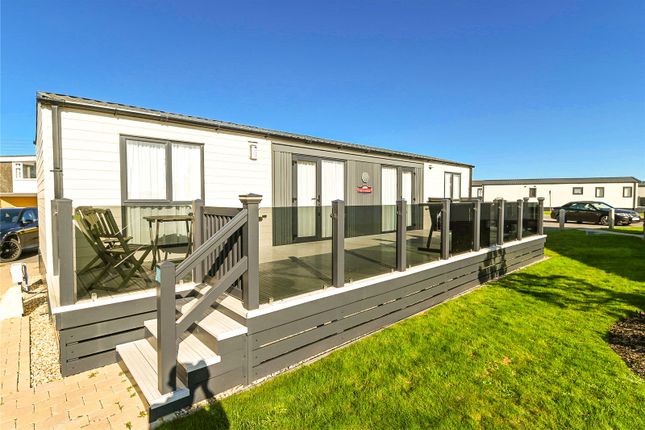 2 bed property, in Bay View, £125,000