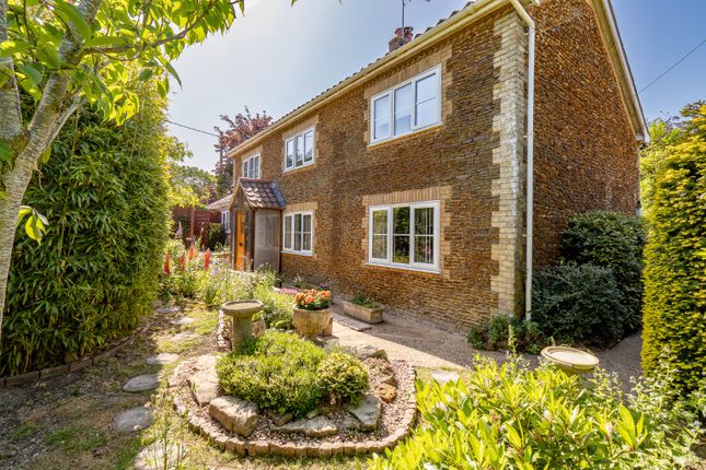 4 bed property, in Setch Road, £475,000