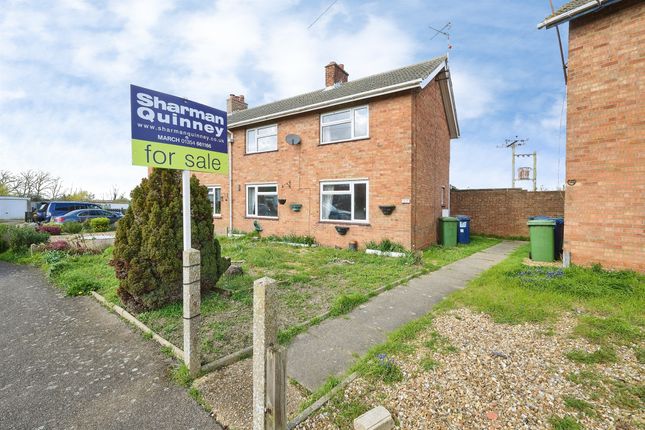3 bed property, in Glebe Close, £140,000