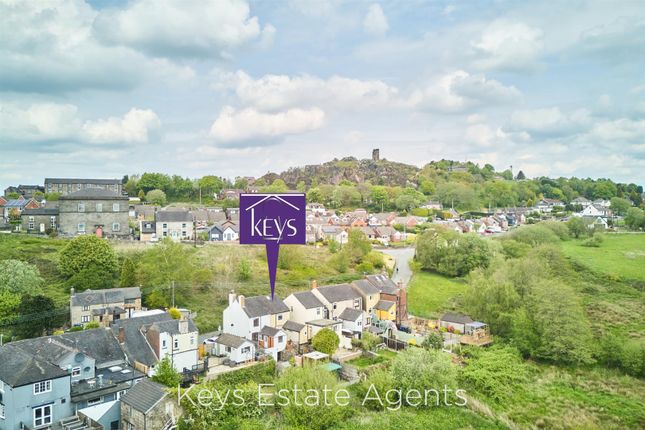 2 bed property, in Mow Cop Road, £175,000
