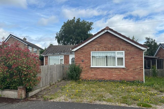 3 bed property, in 2 Shelley Close, £125,000