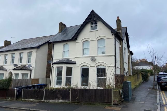 2 bed property, in Flat C, £262,000