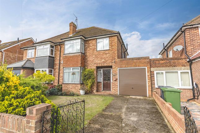 3 bed property, in Smiths Lane, £499,950