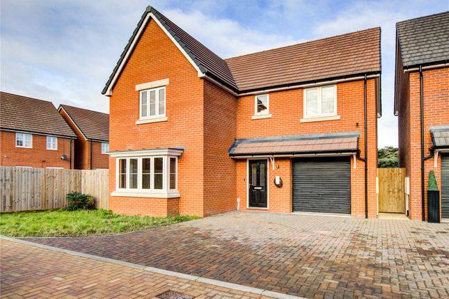 4 bed property, in Hastings Close, £900,000