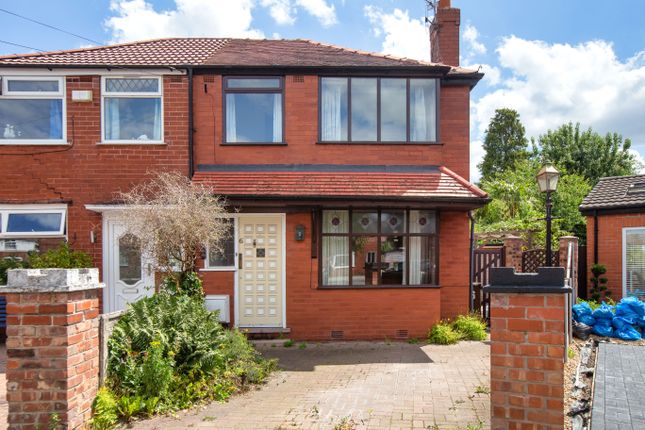 3 bed property, in Garner Drive, £160,000