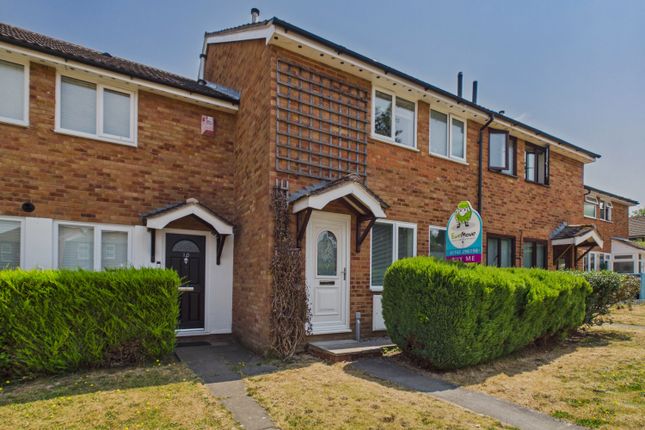 1 bed property, in Frith Close, £160,000