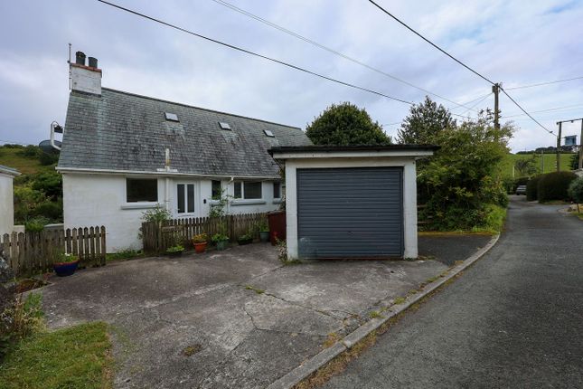 4 bed property, in Derbys Lane, £350,000