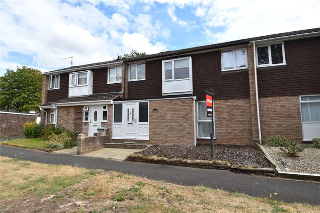 3 bed property, in Little Park, £220,000