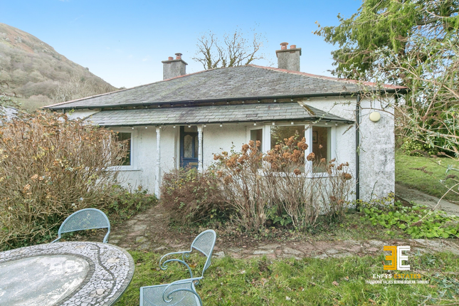 3 bed property, in Llanbedr-y-Cennin, £340,000