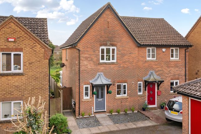 3 bed property, in Mitchell Avenue, £325,000