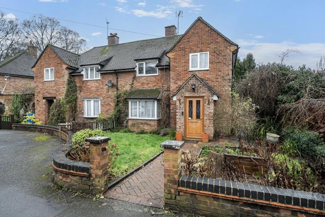 3 bed property, in Kennel Wood, £490,000
