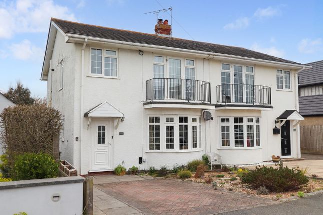 3 bed property, in Cooden Drive, £450,000