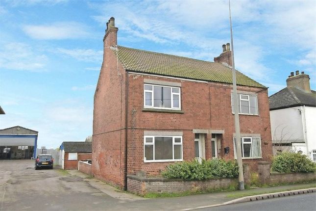 1 bed property, in Sluice Road, £55,000