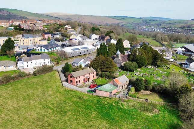 3 bed property, in Bettws, £495,000