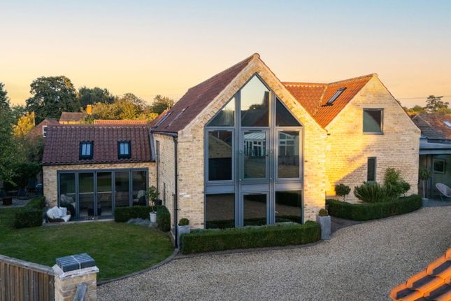 4 bed property, in The Barn 24A High Street, £650,000