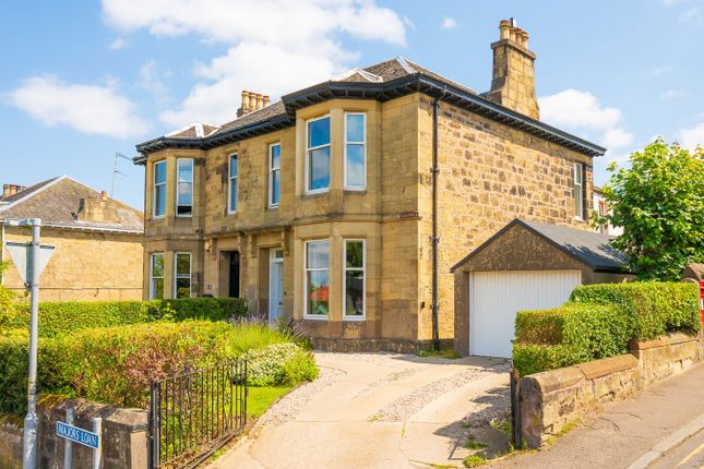 4 bed property, in Majors Loan, £394,995