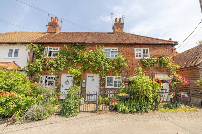1 bed property, in Berghers Hill, £475,000