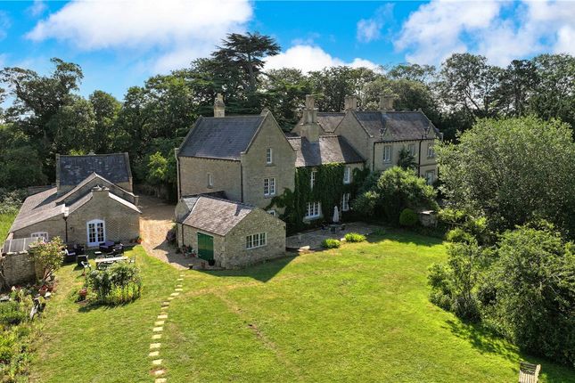 8 bed property, in Lincoln Road, £900,000