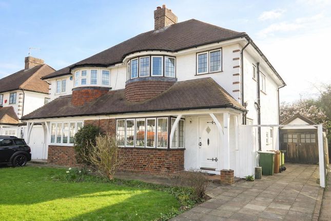 3 bed property, in Longlands Road, £625,000