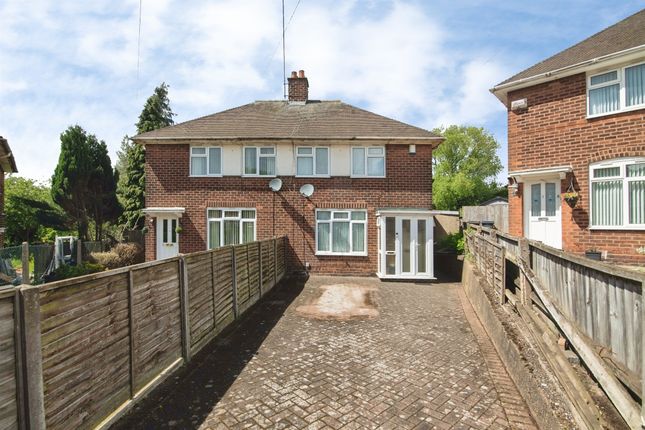 3 bed property, in Nuttall Grove, £150,000