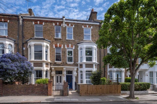 2 bed property, in Ashmore Road, £875,000