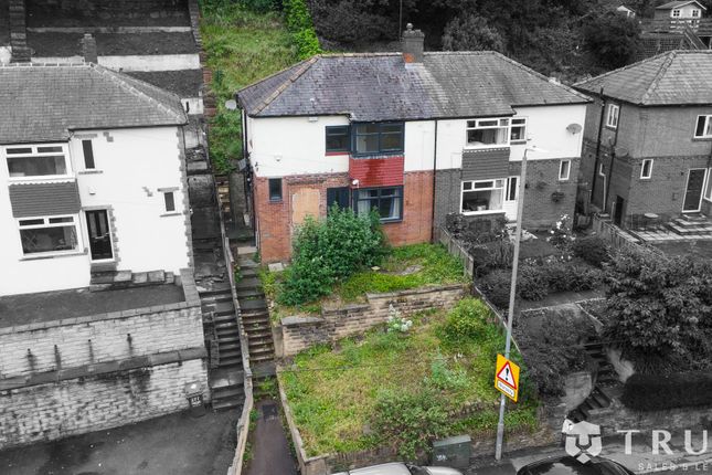 3 bed property, in Bradford Road, £90,000