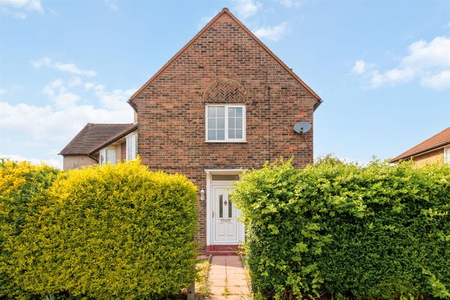 3 bed property, in Furness Road, £550,000