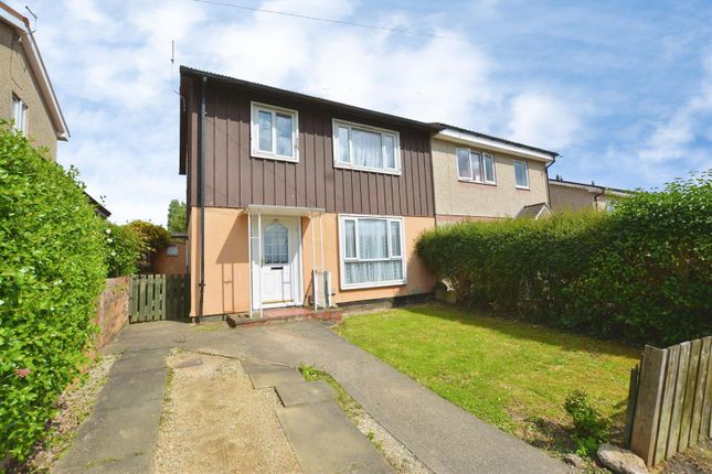 3 bed property, in Axholme Road, £110,000