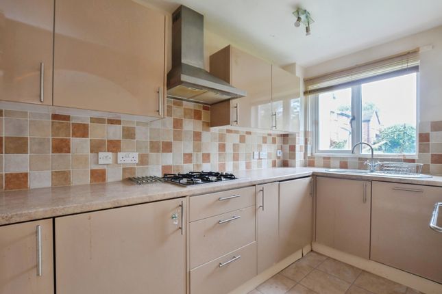 1 bed property, in Ringbury, £200,000