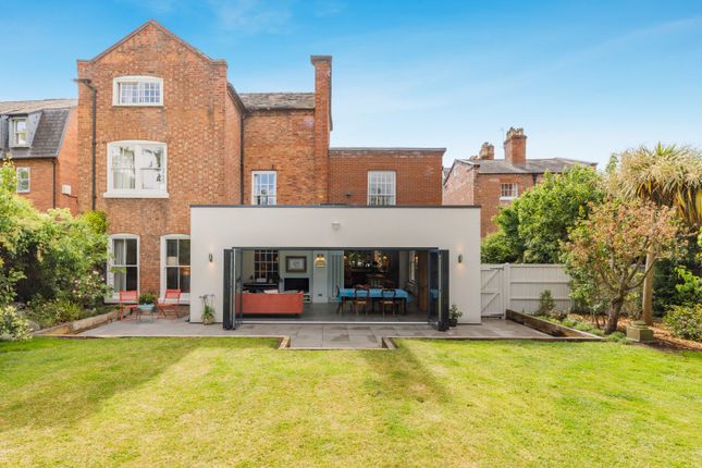 5 bed property, in Swan Hill, £1,650,000