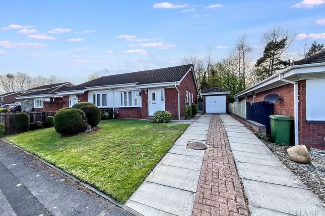 2 bed property, in Marina View, £229,950