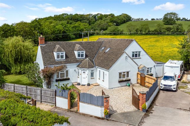 5 bed property, in The Pound, £1,100,000
