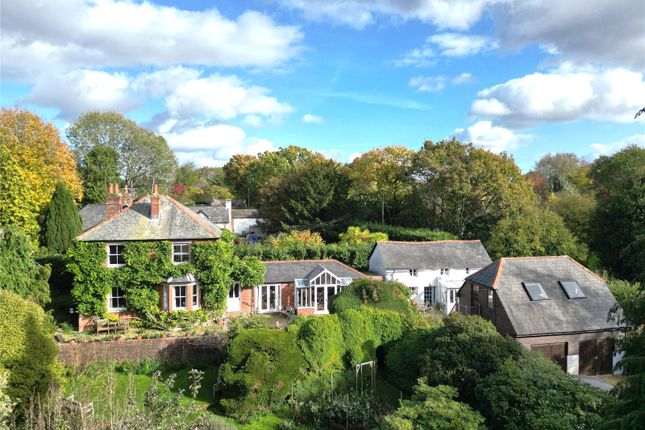 4 bed property, in Hyde, £945,000