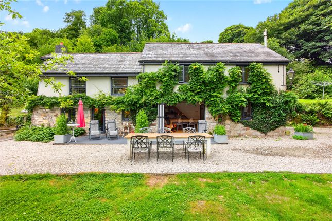 5 bed property, in Coombe, £1,000,000