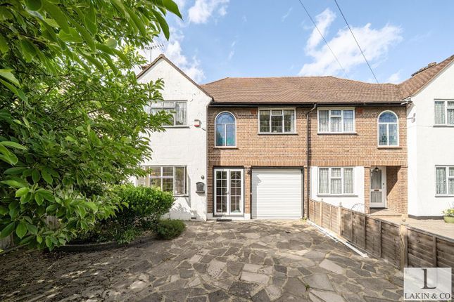 3 bed property, in Swakeleys Drive, £849,950