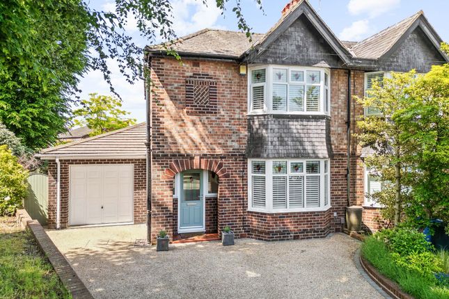 3 bed property, in Parkgate Road, £575,000