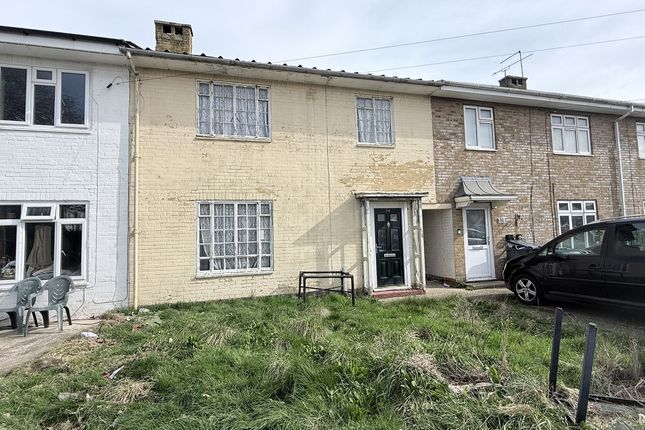 3 bed property, in The Quadrant, £225,000
