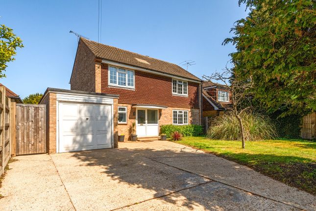 4 bed property, in Highfield Lane, £795,000